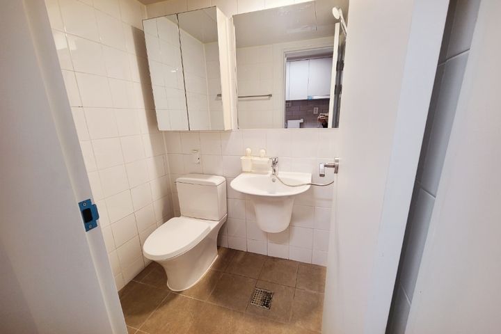 Mapo/Hongdae/Hapjeong fully furnished unit wi 12th image
