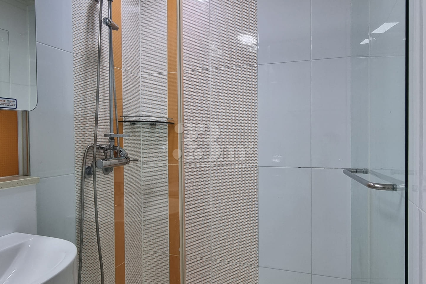Centum Primo, fully furnished, short-term ren 15th image