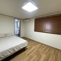 2 minutes from Nonhyeon Station (studio apart Unit Image