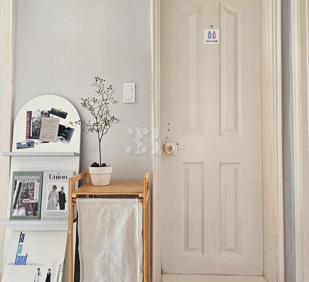 The prettiest house in Suwon. 3th image