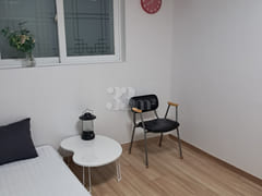 Spacious and clean room 9th image
