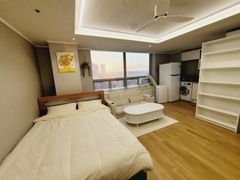 3 minutes from Hongdae Station ❤️ Yeonnam/Hap 2th image