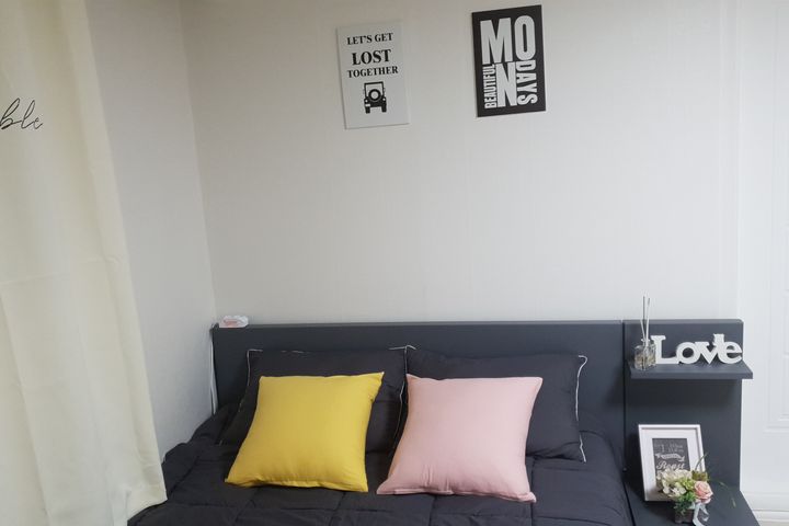 Modern Studio Apartment in Suwon Jangan-gu A 1th image
