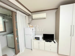 Clean studio apartment on the 2nd floor 6th image