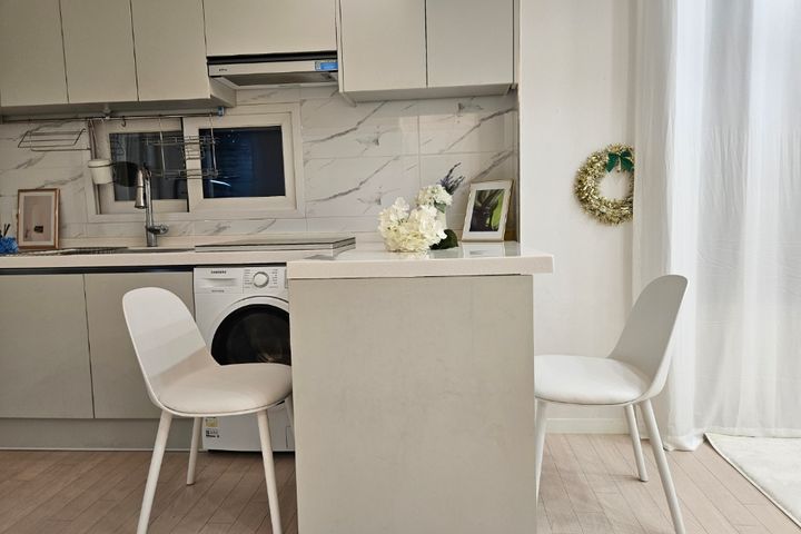 Spacious 2-room new apartment in Seongbuk-gu 1th image