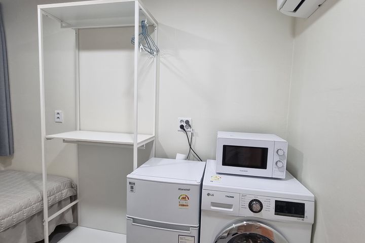 W Stay 122 Sinchon Hongdae Branch 3th image