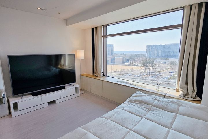 Special offer: Yeongjongdo, Incheon Airport 2th image