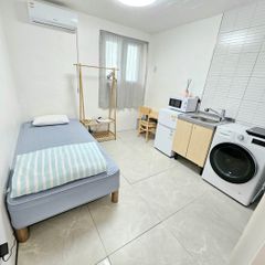 깨끗한 모던화이트 원룸 방 이미지