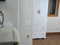 Room 102 4th image