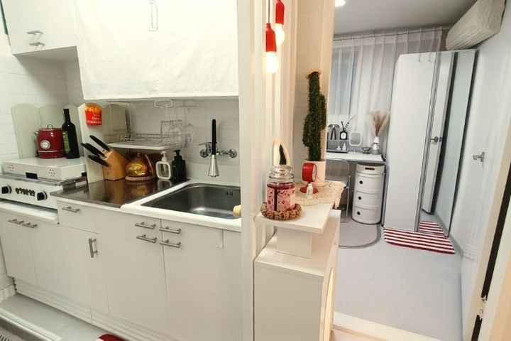 Fully furnished 2-room unit for 3 people near 15th image