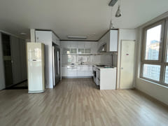 Apartment-like accommodation near a subway st 6th image