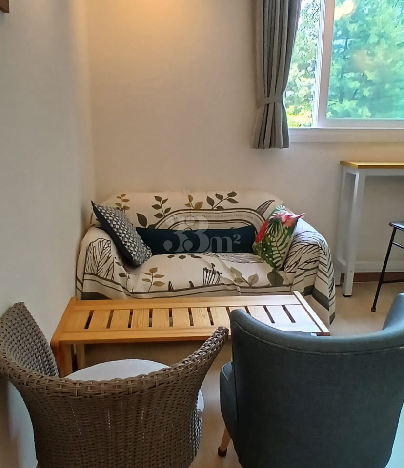 Beautiful homeHOME 5th image