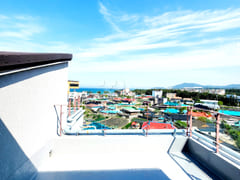One-month beach duplex terrace 0th image