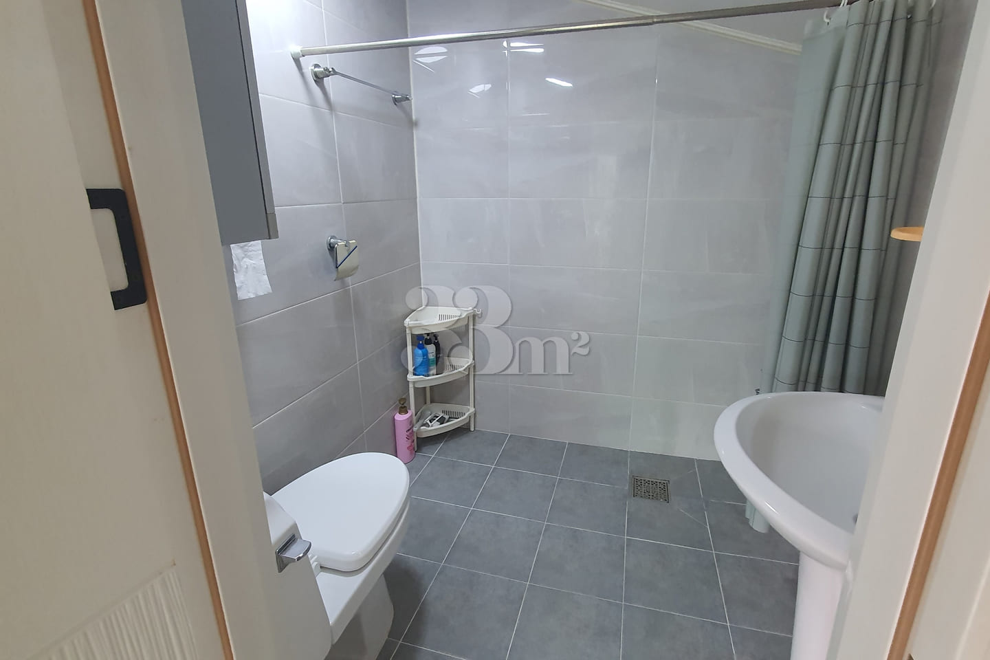 Studio apartment with a balcony 3th image