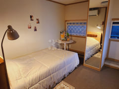 ๐งก Room on the main road with convenient park 0th image