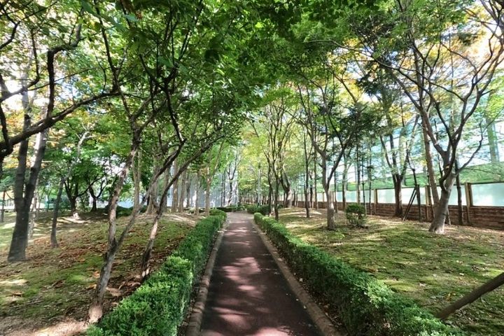 Located a 5-minute walk from Guseong Station 4th image