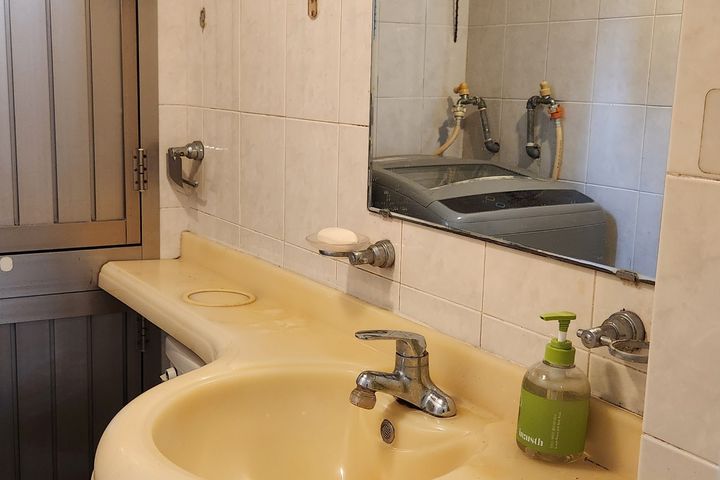 Fully furnished villa near Yeongdeungpo Marke 8th image