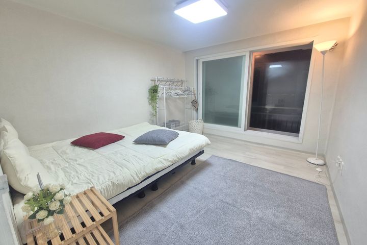 Mapo, Mangwon Station two-room apartment 0th image
