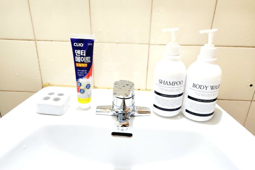 신논현역 2분거리