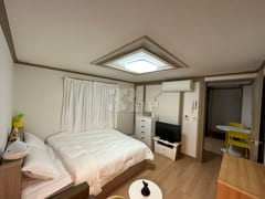 Comfortable 1.5 Room #302 2th image
