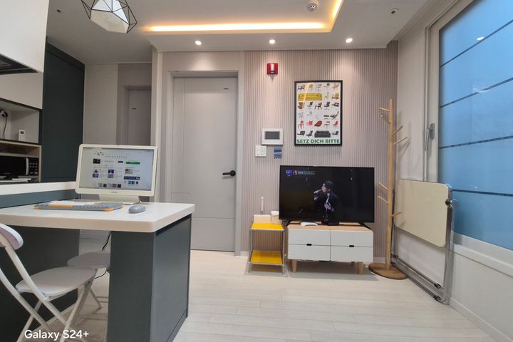 Yeouido Office Space Clean Two-Room 6th image