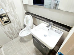 Luxury officetel in a great location. 8th image