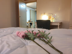JJ Room 17th image