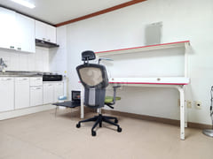 Hyeongsan Rotary, Studio 402 4th image
