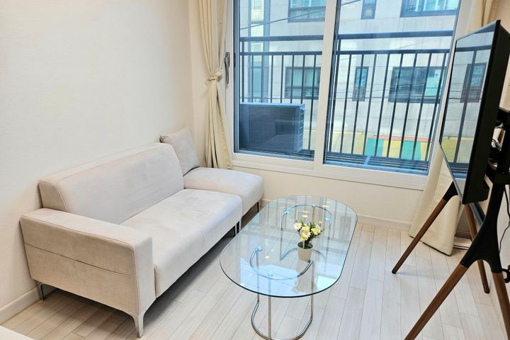 Times Square Modern Stay 2th image