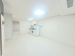 One-minute walk from Junggok Station, separat 5th image