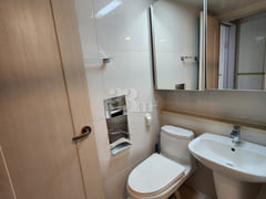 ☆Prime Location☆Convenient Transport & Shops 12th image