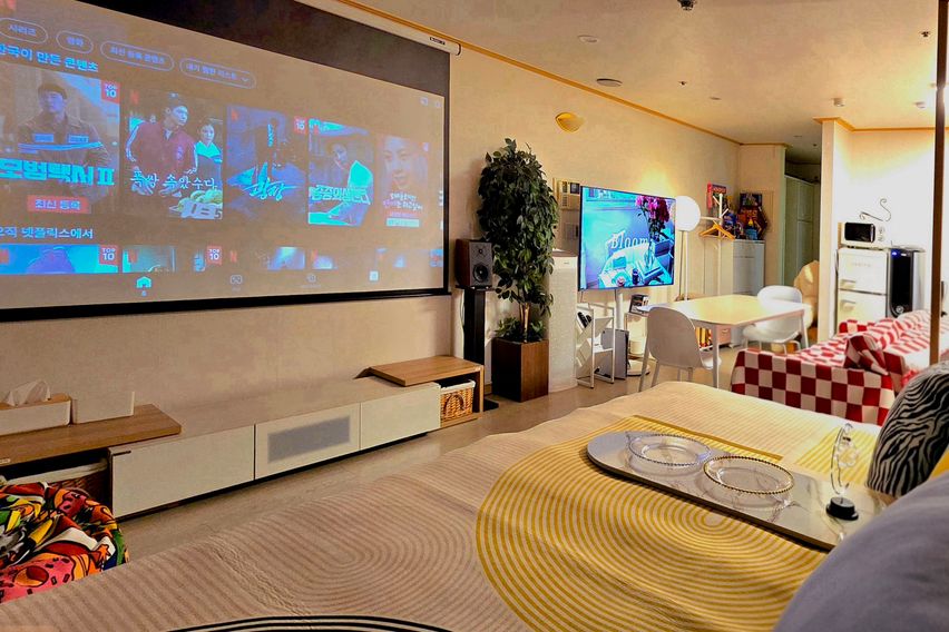 홍대역연결★호텔+멀티룸