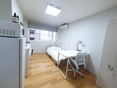 #10 Cozy Studio 1th image