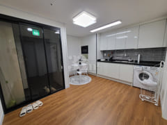 Sinchon-ri Haven Two-Room Apartment 3th image