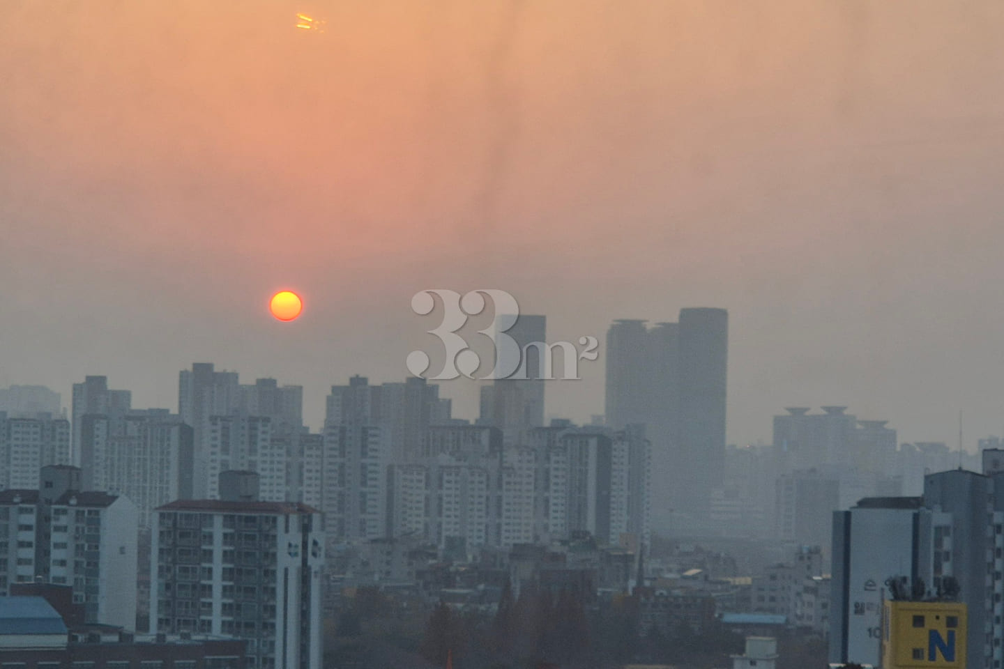 High-rise view 🌲 30 seconds from Singil Stat 16th image