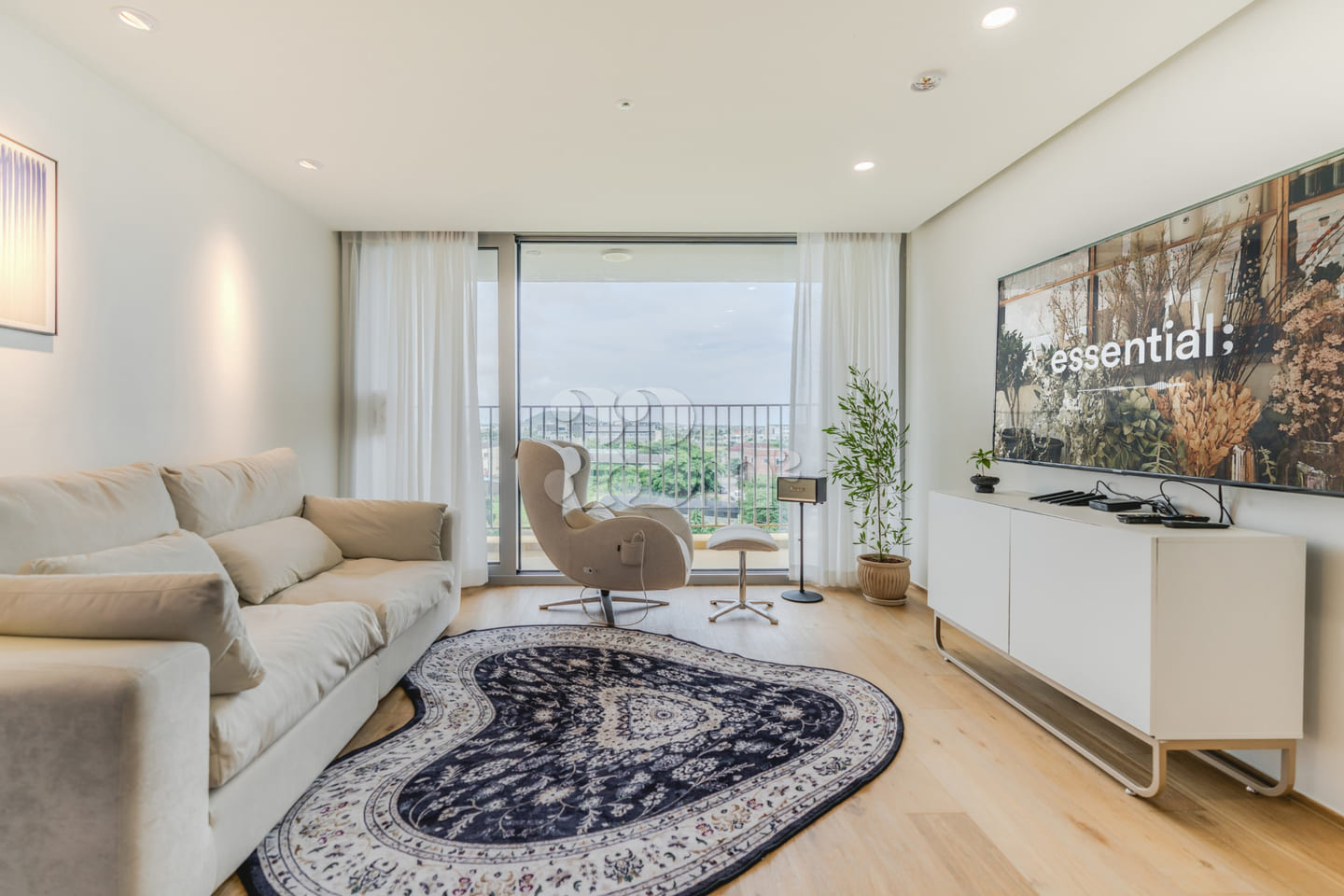 Jeju 46-pyeong Fully Furnished Unit: Grand Op 2th image