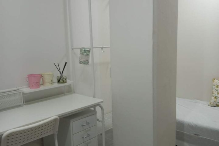 Clean and Remodeled Accommodation in Sillim-d 3th image