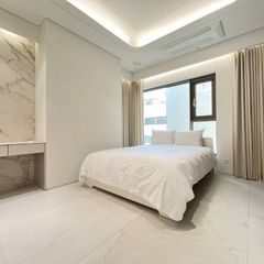 Cheongdam New Two-Room Apartment with Full Op Unit Image