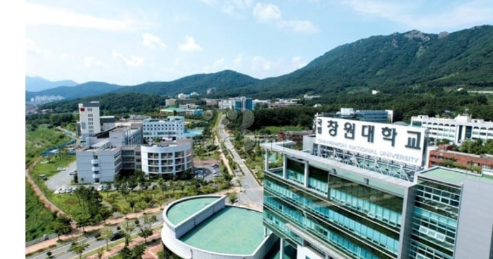 In front of Changwon Hanmaum Hospital / Junga 14th image