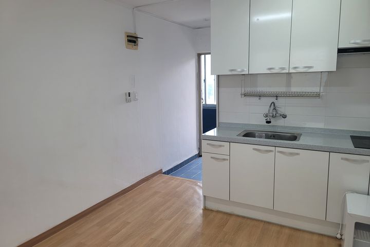 강남구 청담사거리 이면 0번째 이미지