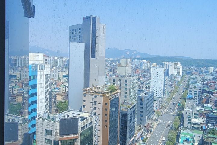 Officetel near Suyu Station (2-minute walk) w 3th image