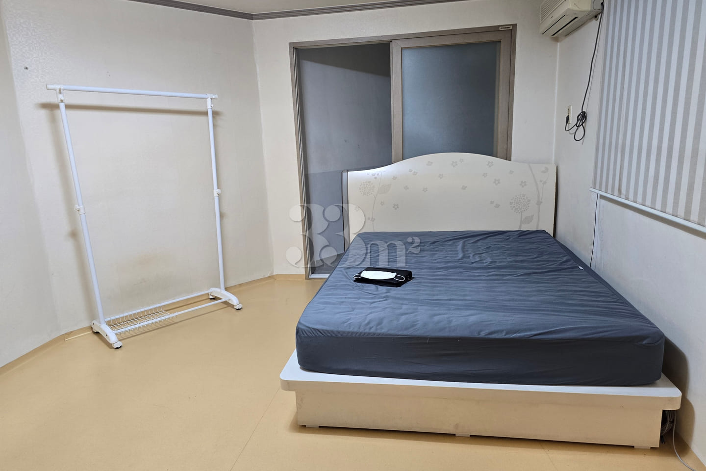 1.5-room apartment with CCTV in front of the 4th image
