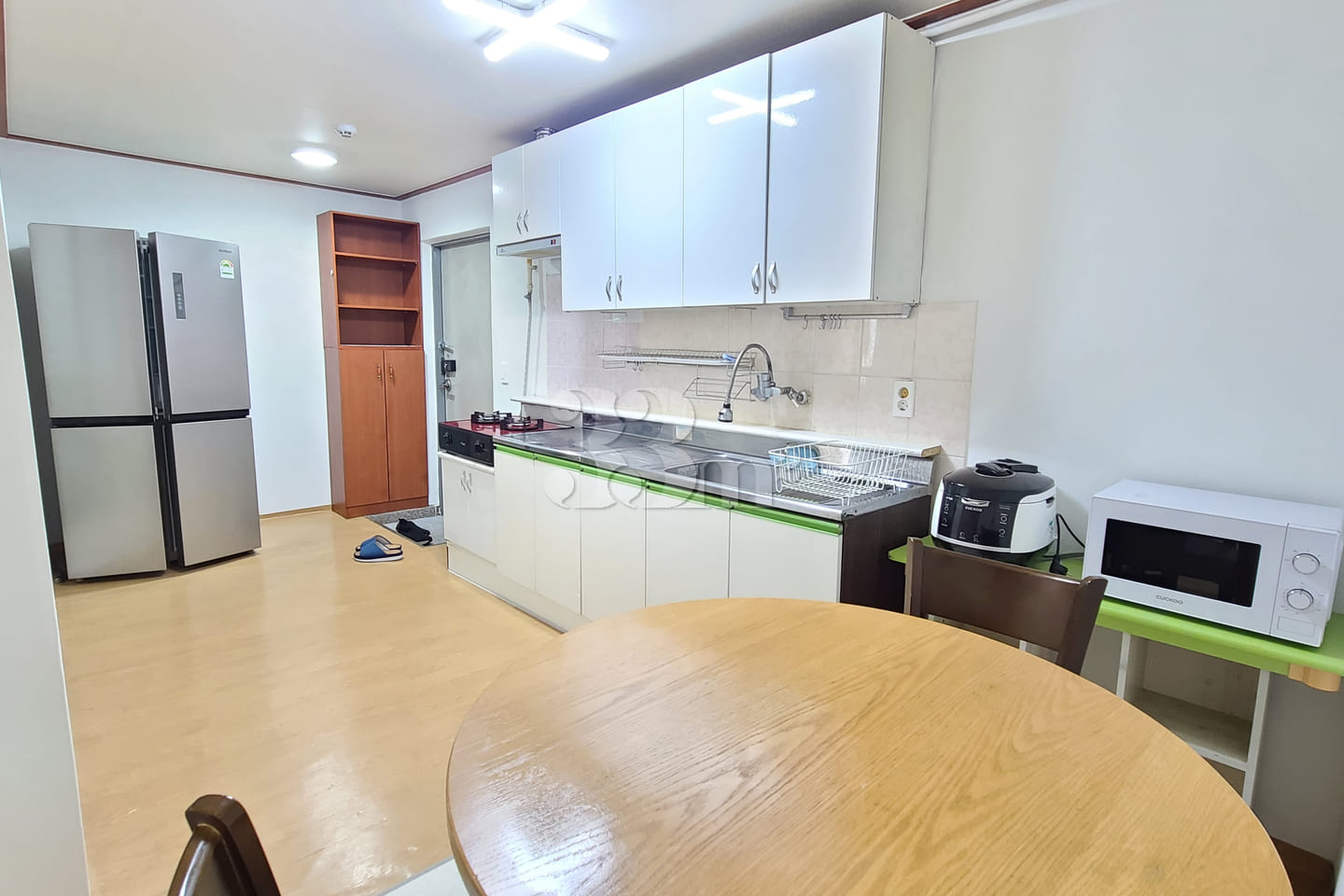 2 bedrooms, living room, Seongseo, 102 4th image