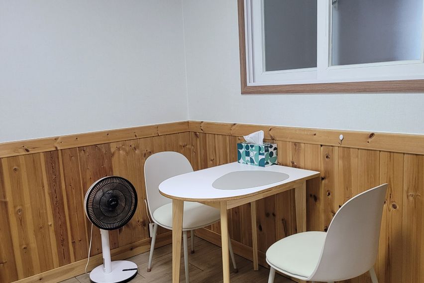 2층 우드톤의 1.5룸 3번째 이미지