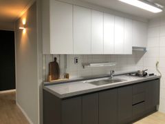 Fully furnished, stylish space just 5 minutes 5th image
