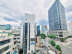 🤵 Sinchon: High-rise view, right next to the 17th image