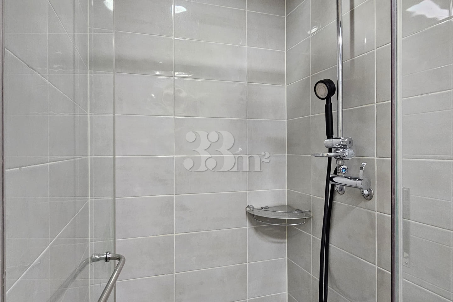 City View High-Rise, Fully Furnished! 4th image