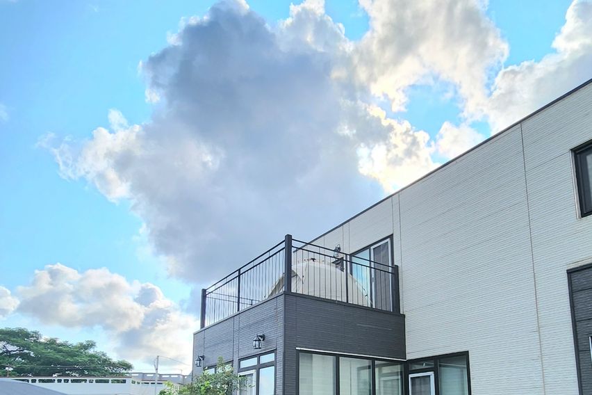 한라산 바다뷰 돌담마당 1번째 이미지