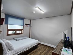 Gwangalli Beach Hyumotel 0th image