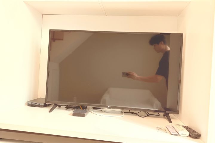 Sky House 8th image